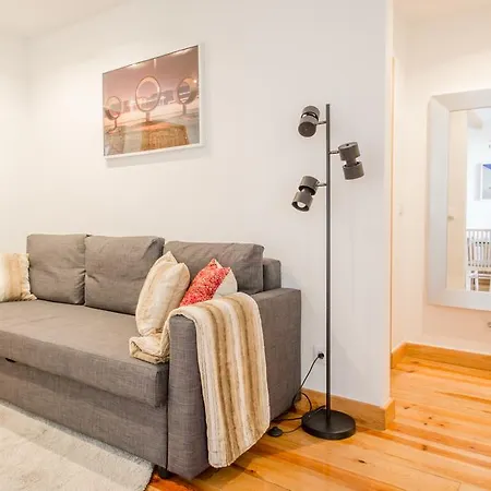 Apartment Santo Amaro Lisbon